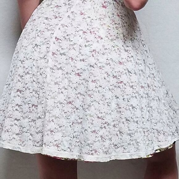 VINTAGE Volume One Lace Floral Fit & Flare Dress - Picture 7 of 16